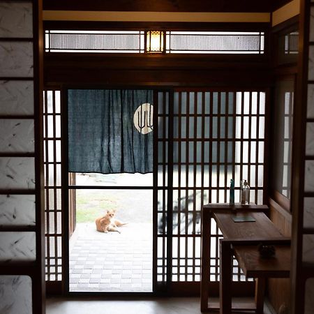 Library&Inn with Cats Kusachike Minamiawaji Exterior foto
